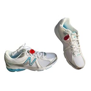 New Balance | White and Light Blue Walking strike path sneakers size 10 wide